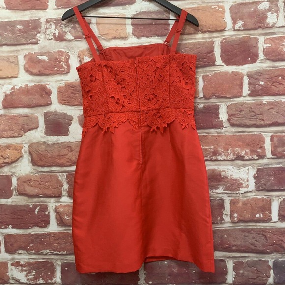 H&M Dress Women's Size 10 Red Embroidered Floral With Removeable Straps - Picture 3 of 9